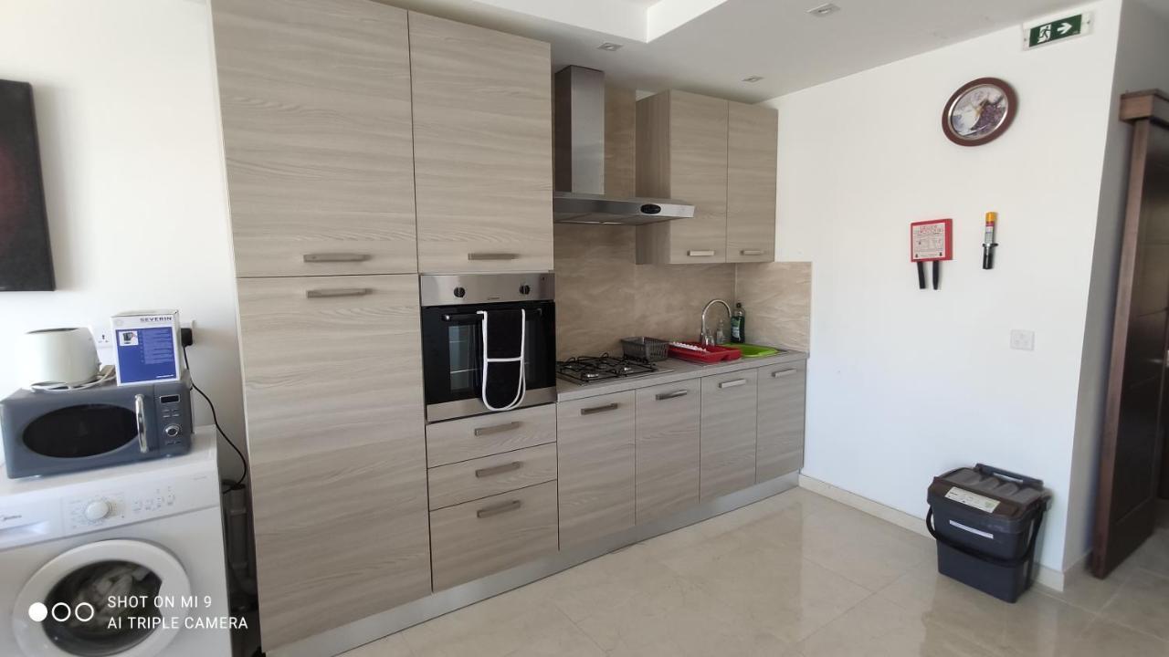 Aquamarine Sea Front Apartments - Third Floor Marsaskala Esterno foto